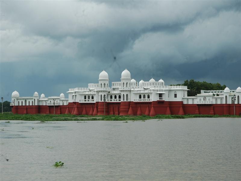 Floating Palace
