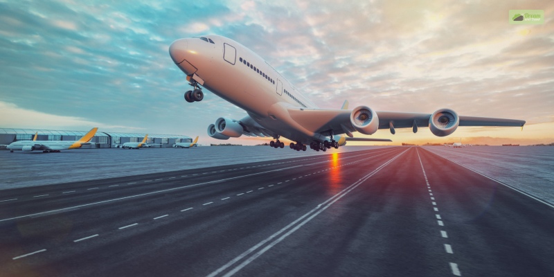 How Far Is It From Tampa To Orlando: By Plane
