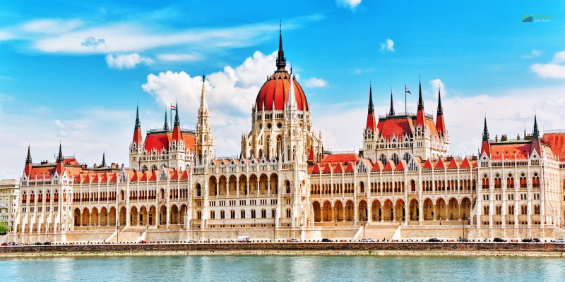 Crown Jewels and Hungarian Parliament Building