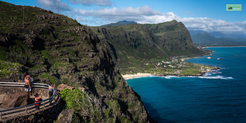 The Makapu’u lighthouse trail