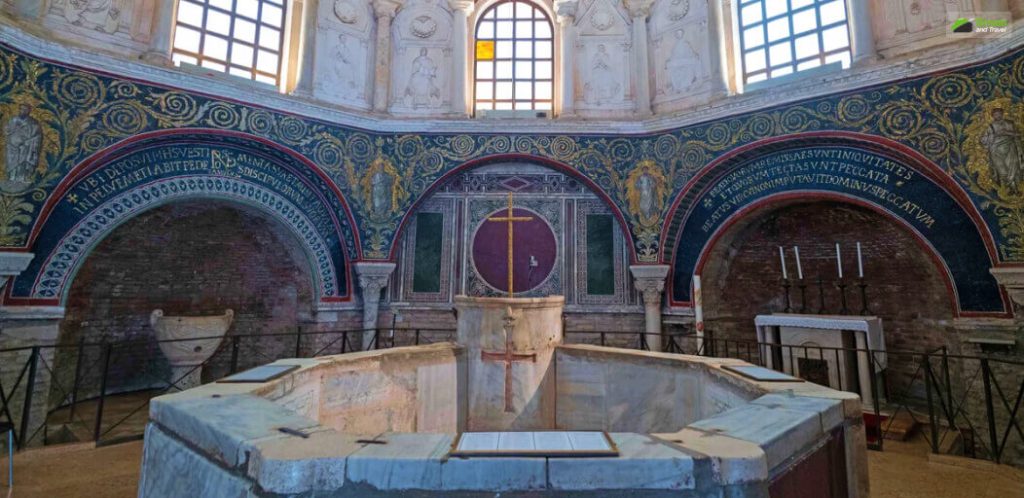 Neonian Baptistery
