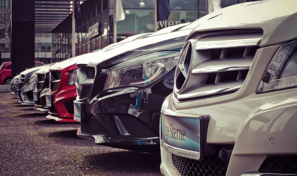 Luxury Car Rental in Dubai