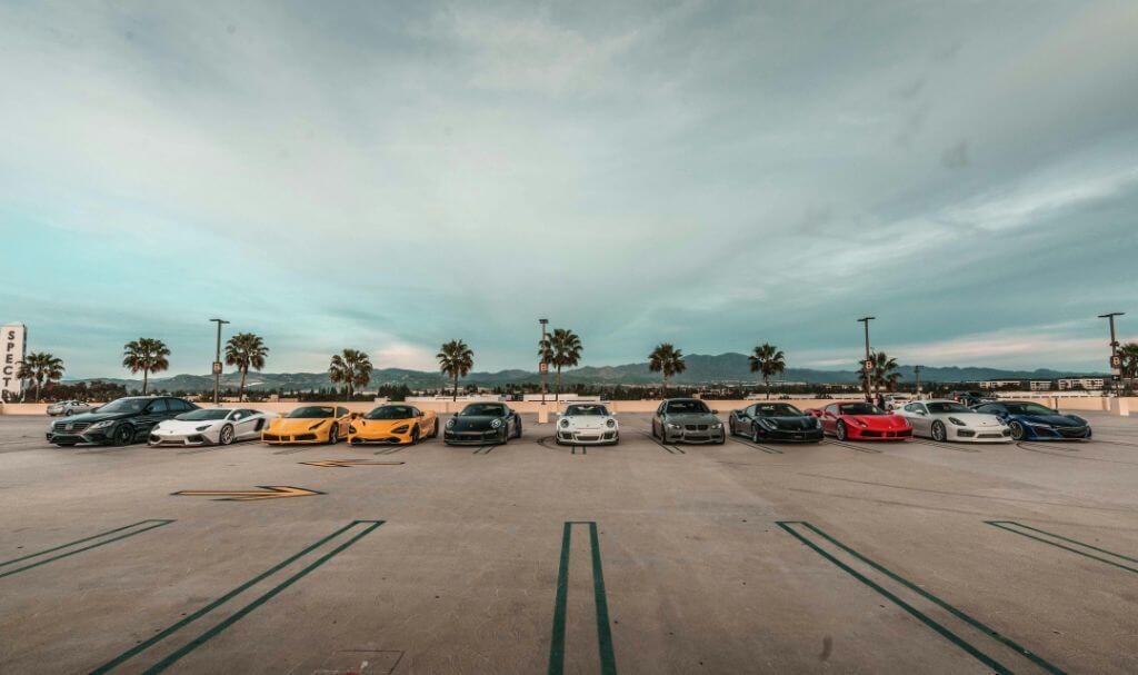 Rent Luxury Cars In Dubai For Epic Performance