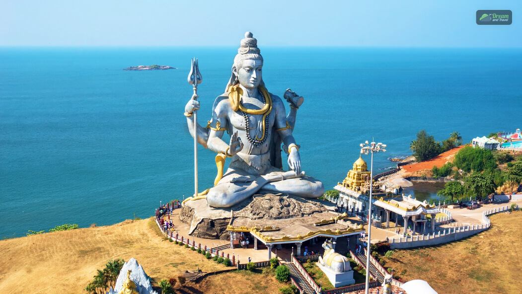 What Is Special About Murudeshwar Temple_