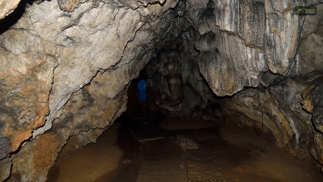 What Is The Mawsmai Cave History