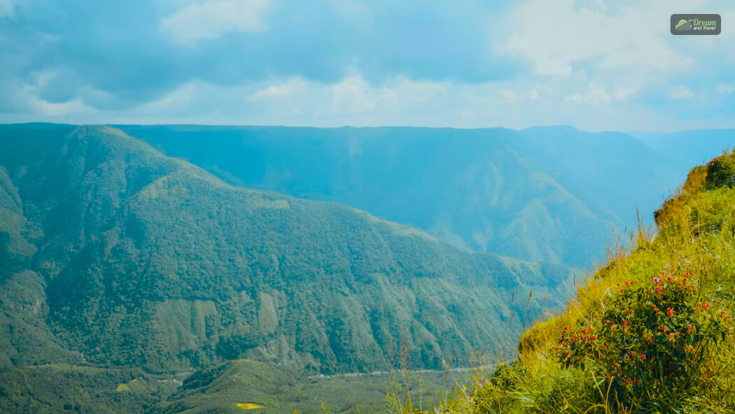 Why Visit Laitlum Canyon Is It Worth It